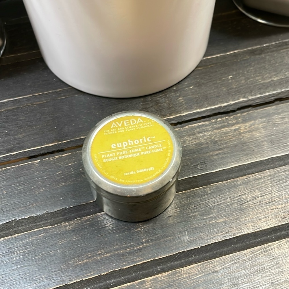 RARE AVEDA Euphoric tea light​​​​